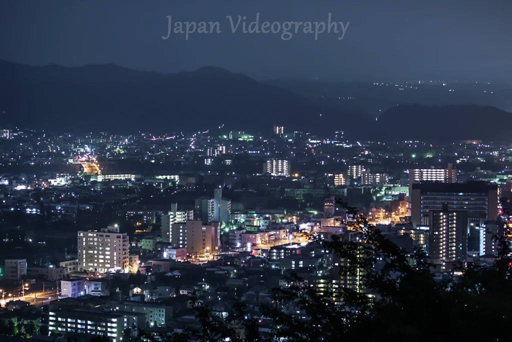 信夫山第二展望台から眺める福島市街地の夜景