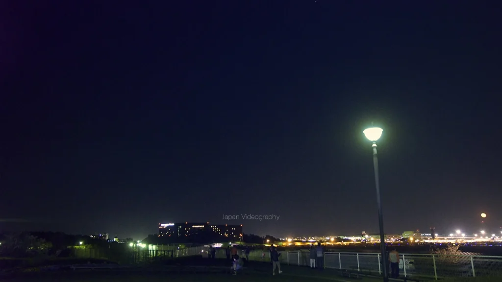 さくらの山公園から眺める成田国際空港の夜景