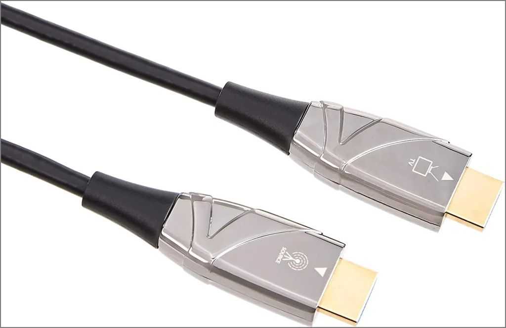 Amazonベーシック 光ファイバーケーブル HDMI