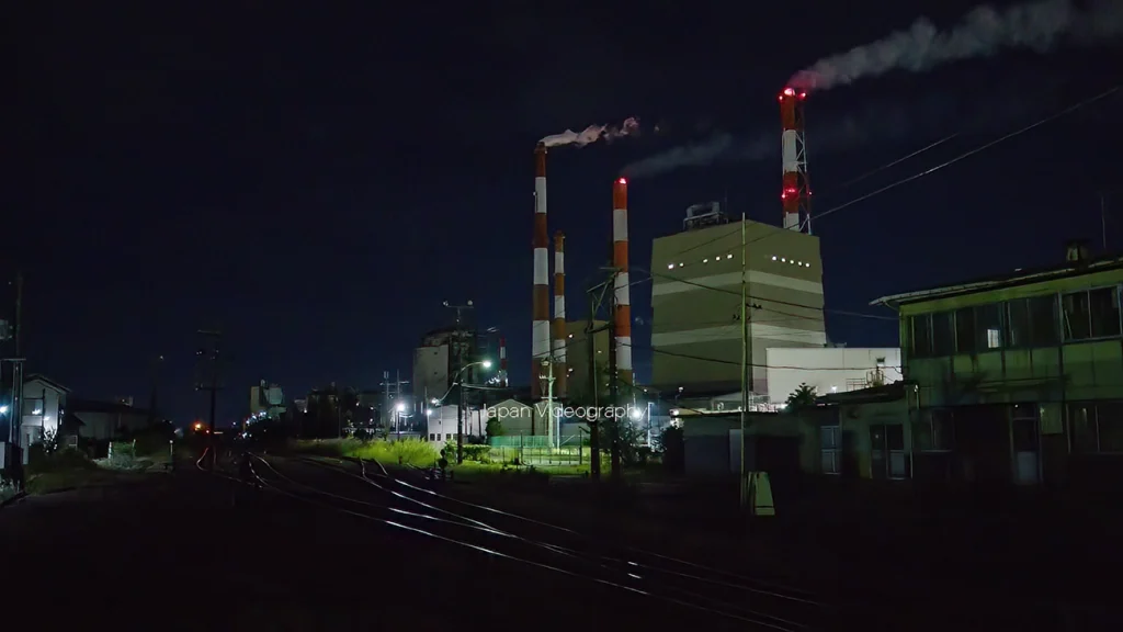 新潟県新潟市東区の工場夜景 JR貨物 焼島駅の夜景